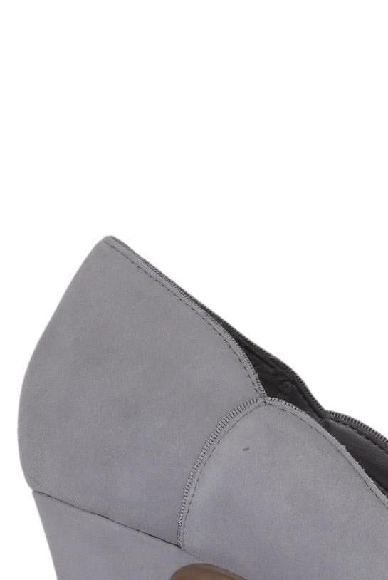 Clarks Women's Pumps Gray EU 38.5 3