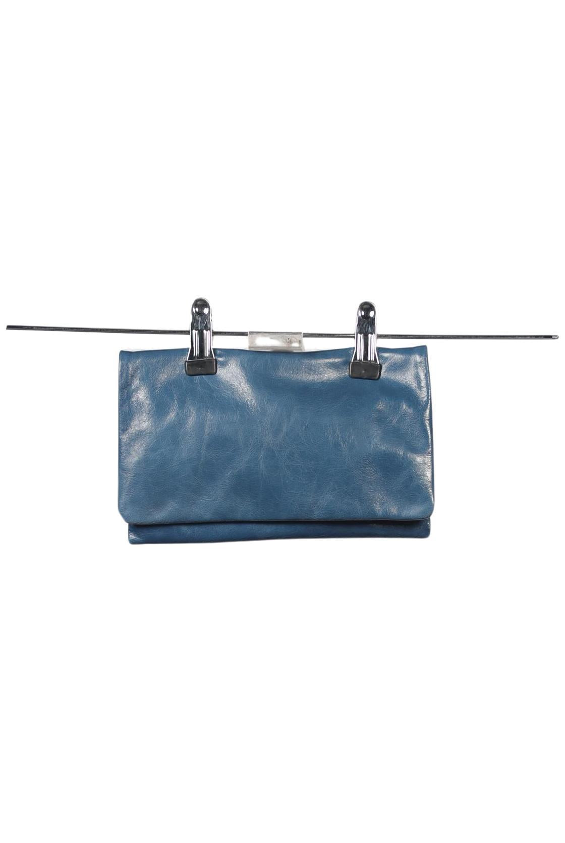 abro-damen-handtasche-klein-leder-blau-bd72213e-a23c-423e-babd-ad6609f1a604-image-0