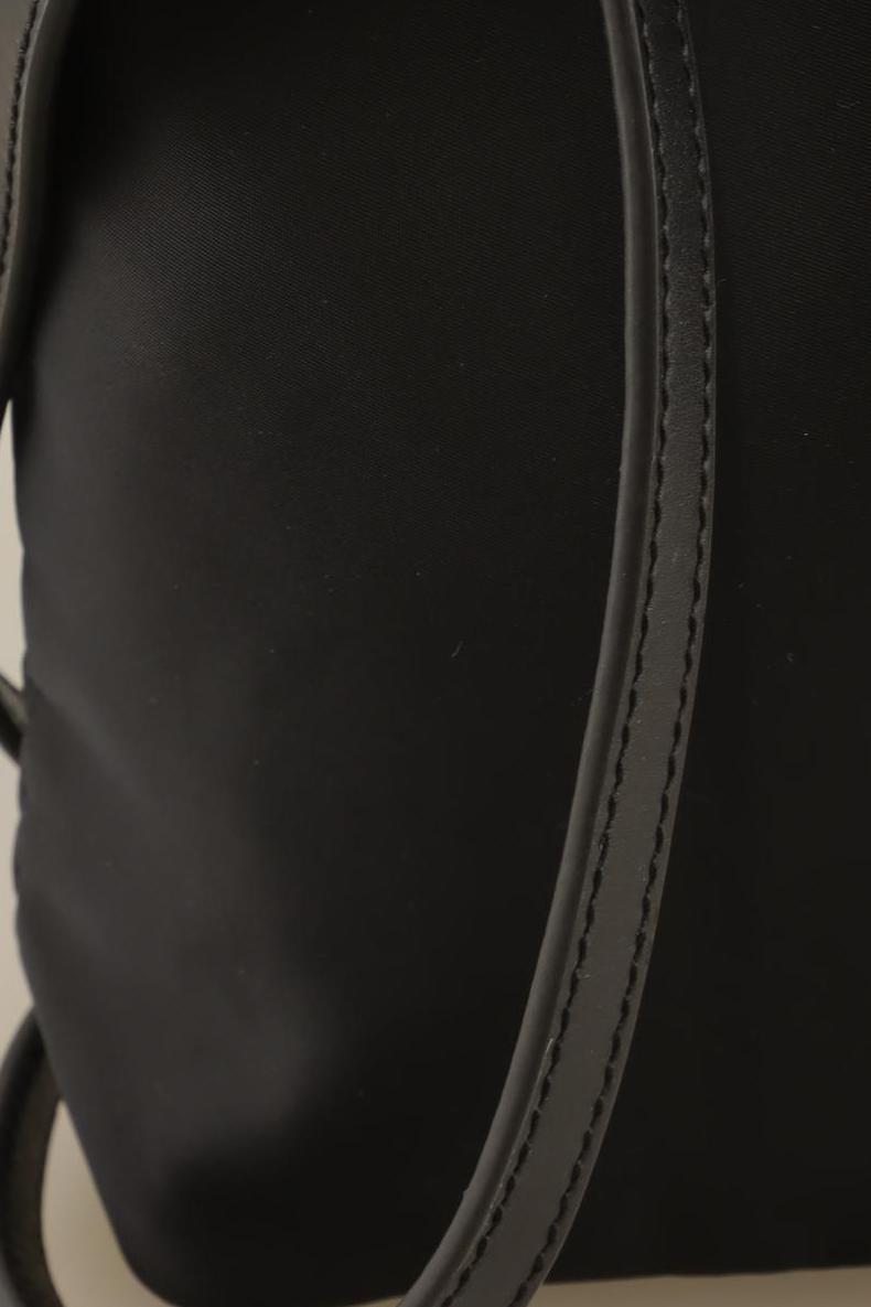 aesther-ekme-damen-handtasche-klein-schwarz-9bc0bc5c-7047-472b-9257-5865ca7437da-image-4