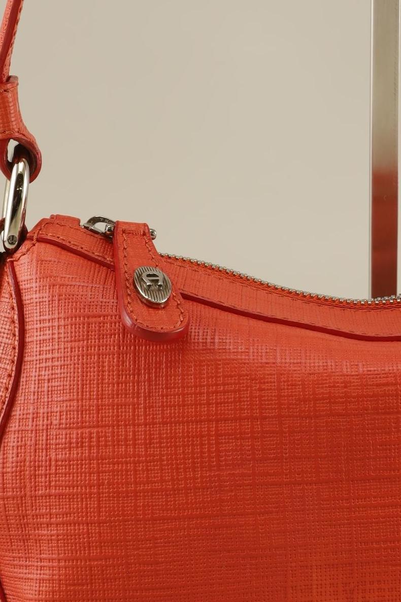 aigner-damen-handtasche-gross-leder-orange-9cf77fc4-5cef-4c1d-ae1a-ba006386cebf-image-3