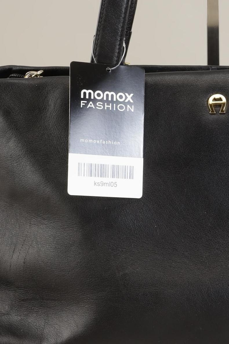 aigner-damen-handtasche-gross-leder-schwarz-278f28b9-1a3a-4d69-8fd0-2f3737031e3f-image-4