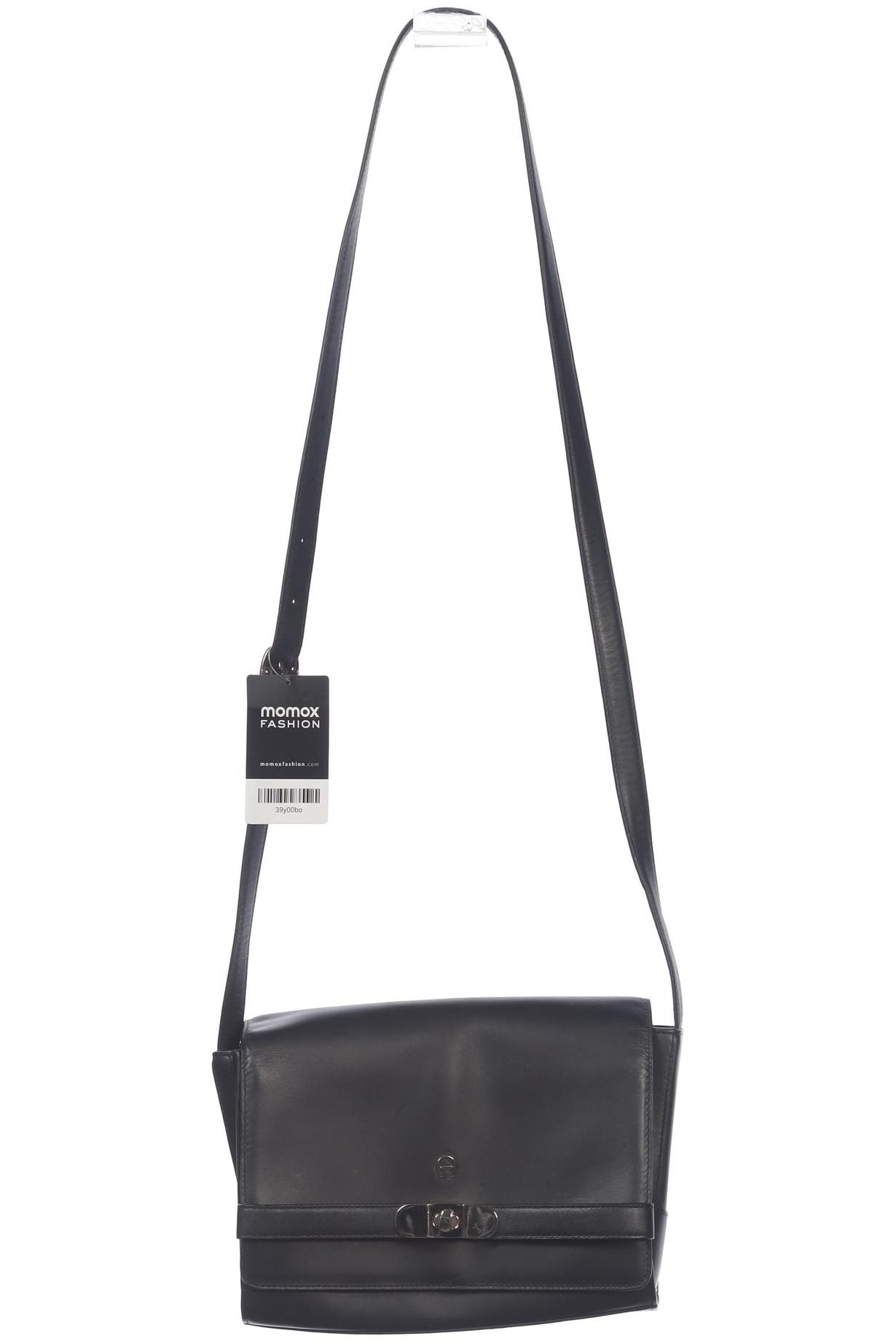 aigner-damen-handtasche-klein-leder-schwarz-70121a9d-3038-454c-a4f6-fbbe62a1a9c0-image-0