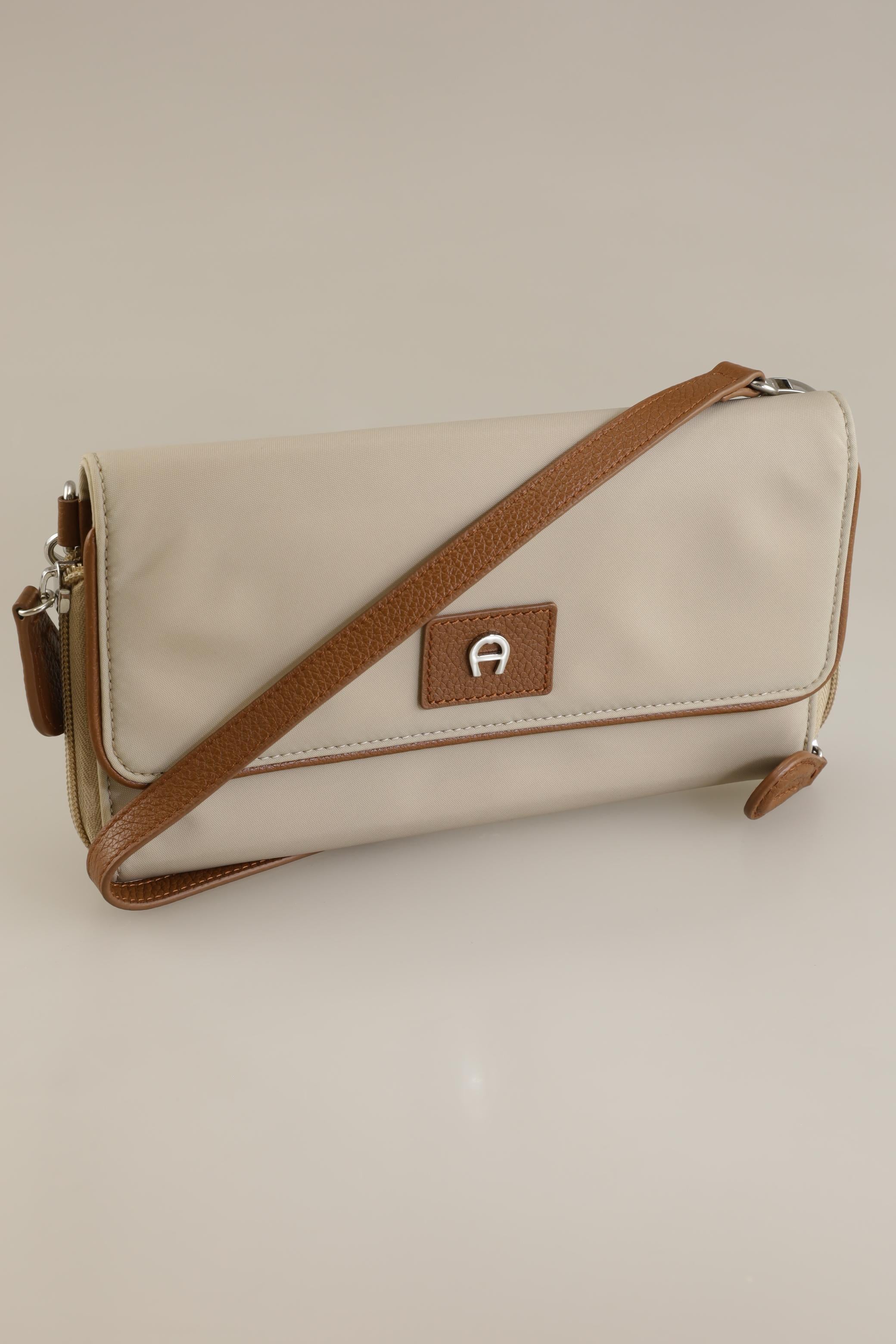 aigner-damen-portemonnaie-beige-2f06370d-fba9-40c5-89b0-4c151bc1359c-image-0