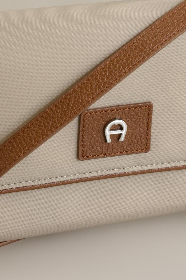 aigner-damen-portemonnaie-beige-2f06370d-fba9-40c5-89b0-4c151bc1359c-image-3