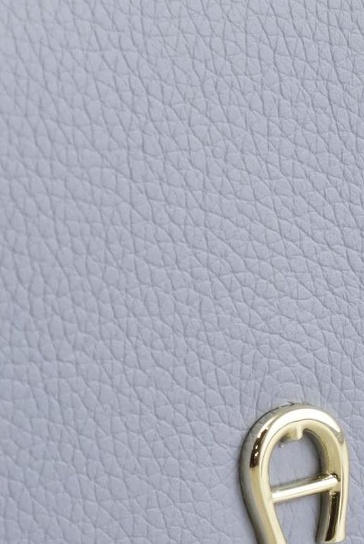 aigner-damen-portemonnaie-hellblau-94b81d32-d133-4f64-aa79-ed3c5542e7e6-image-2