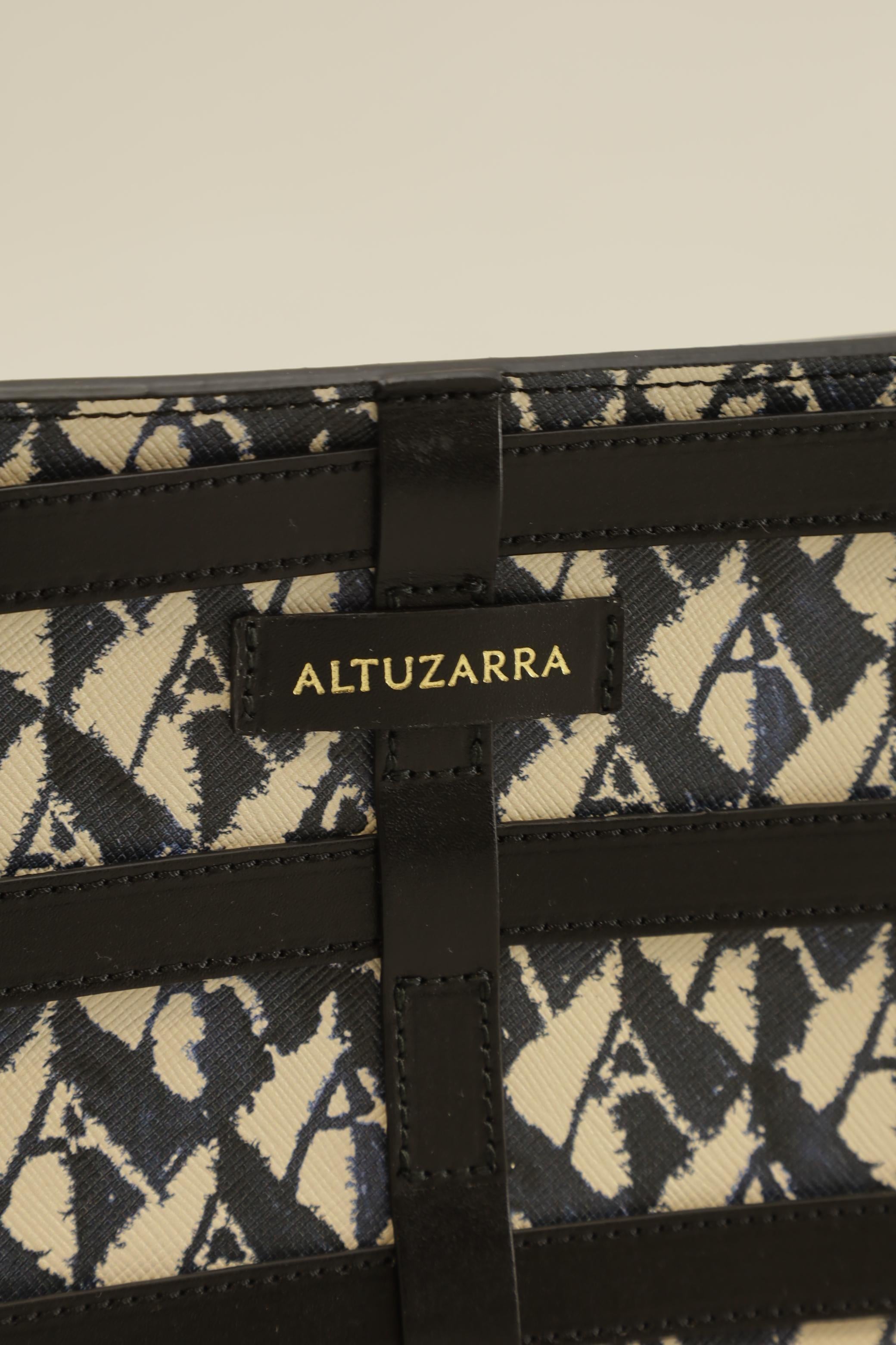 altuzarra-damen-handtasche-gross-cremeweiss-73253e6d-9f5c-4742-9186-85ff9f88deda-image-3