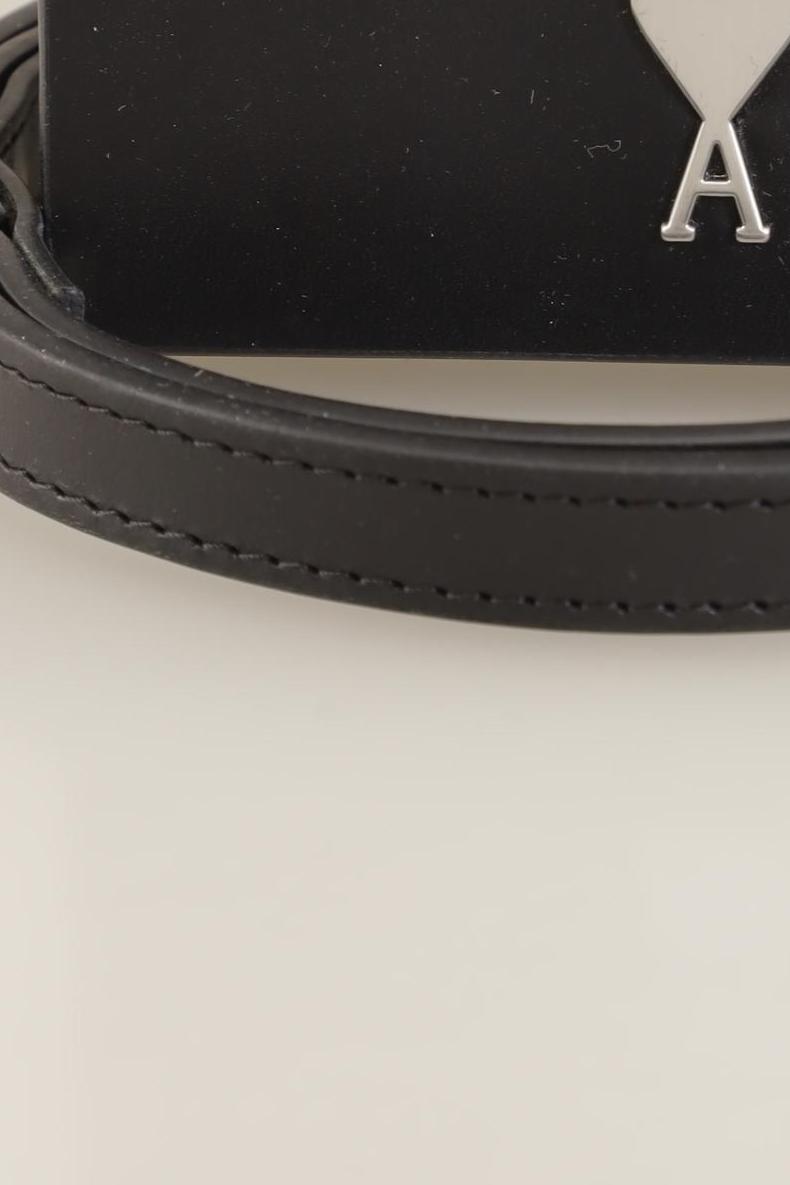 ami-damen-handtasche-klein-leder-schwarz-d02e6ec7-035c-49bd-ae96-6decf729000a-image-4