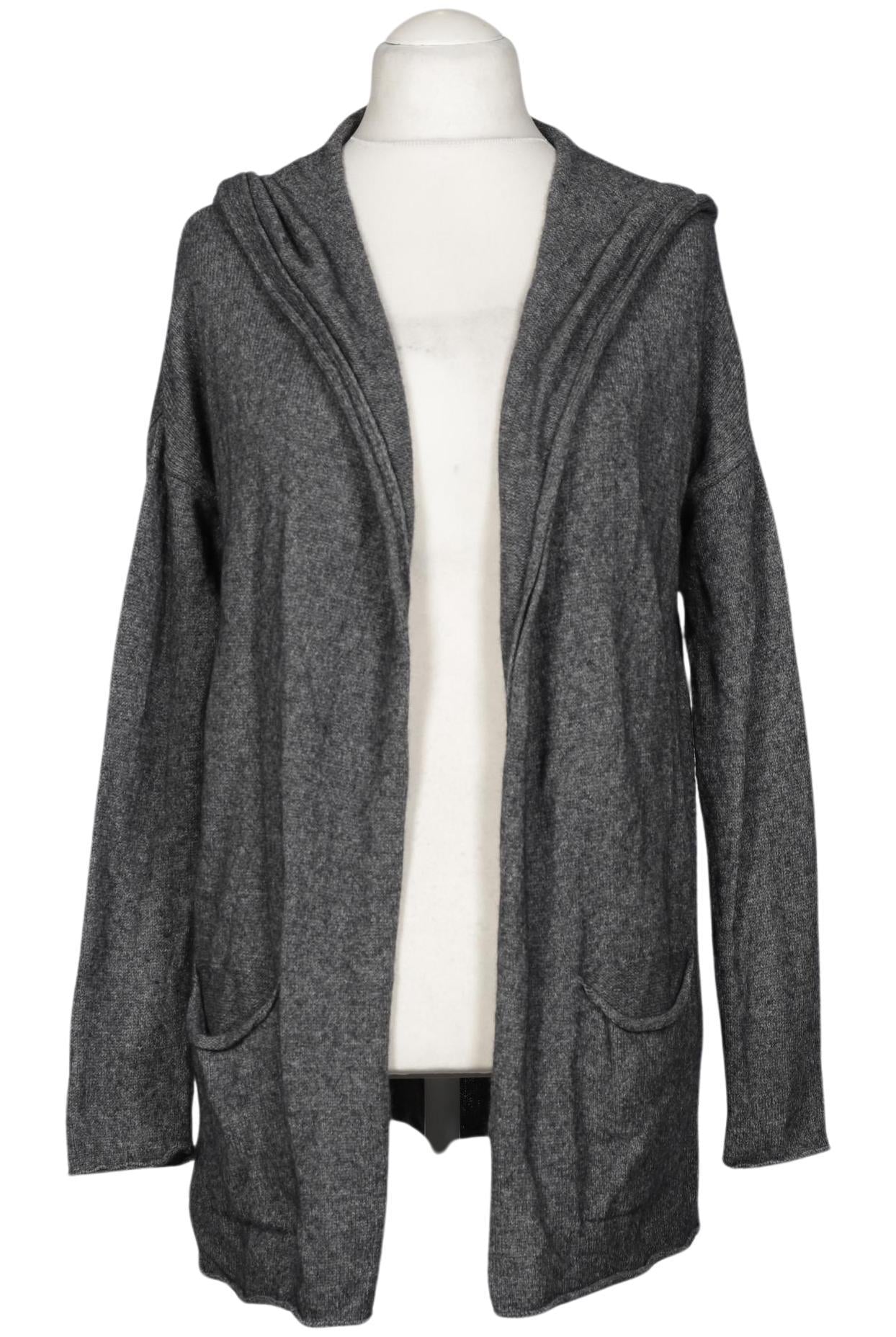 armedangels-damen-strickjacke-grau-d9757ba3-6634-4f66-9aef-025bb206a421-image-0