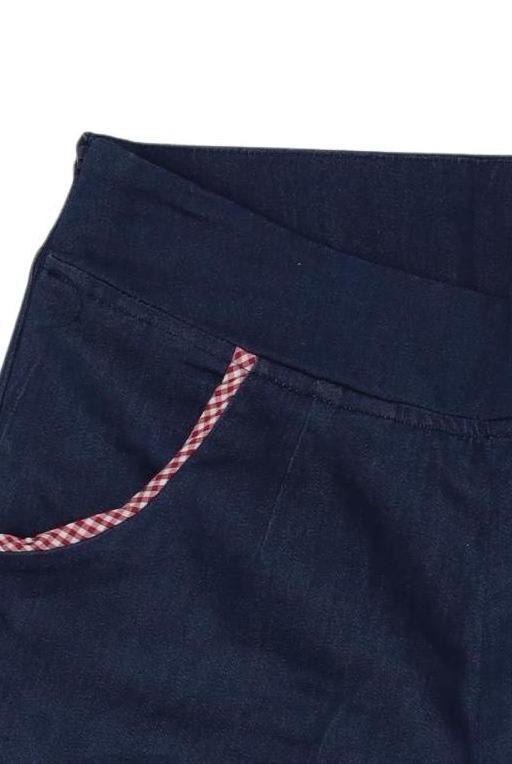 banned-damen-shorts-marineblau-653dc96c-2370-4ed6-99cb-093020fef576-image-2