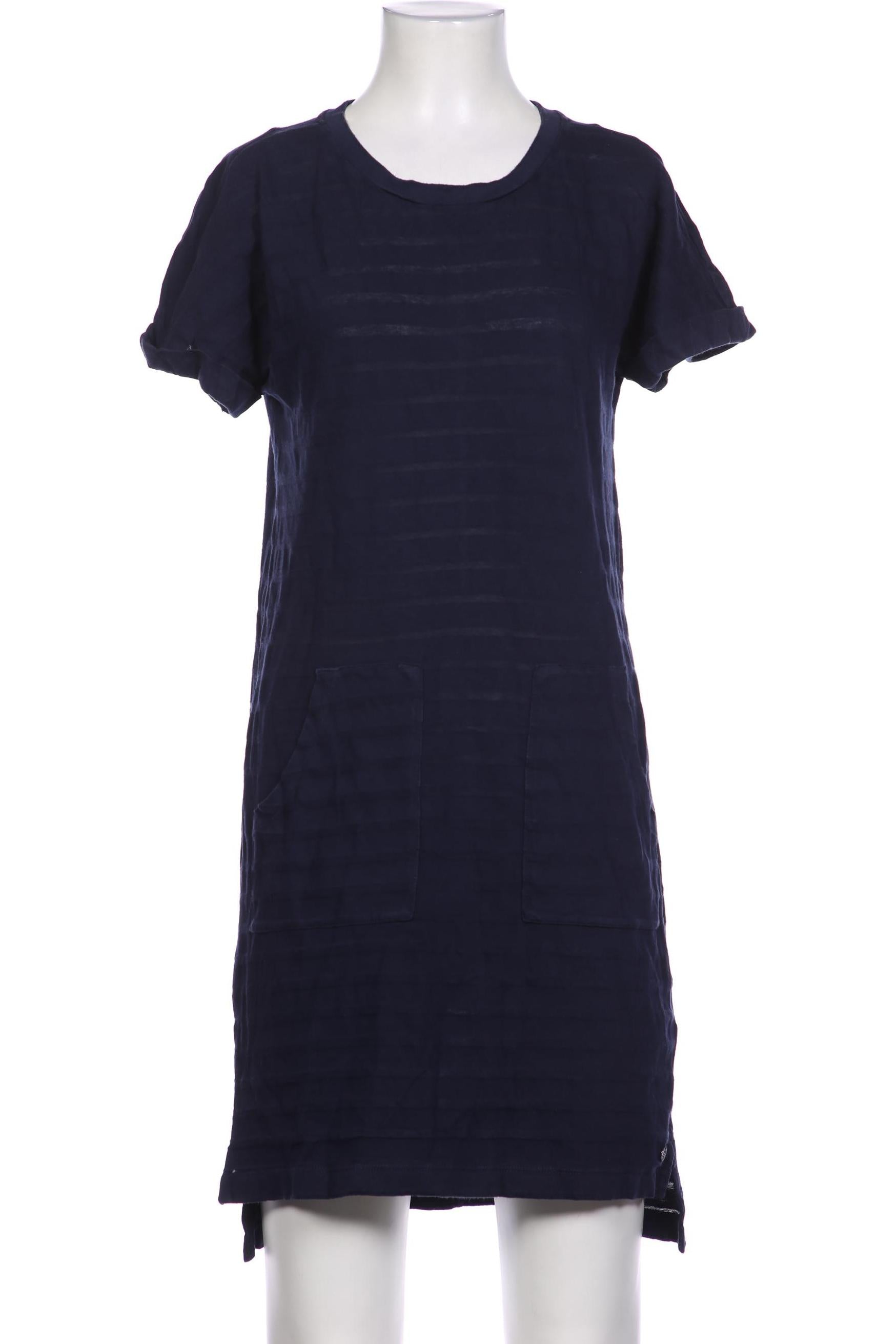 bench-damen-kleid-blau-1a19b909-bc59-429e-8c49-64f76070681d-image-0