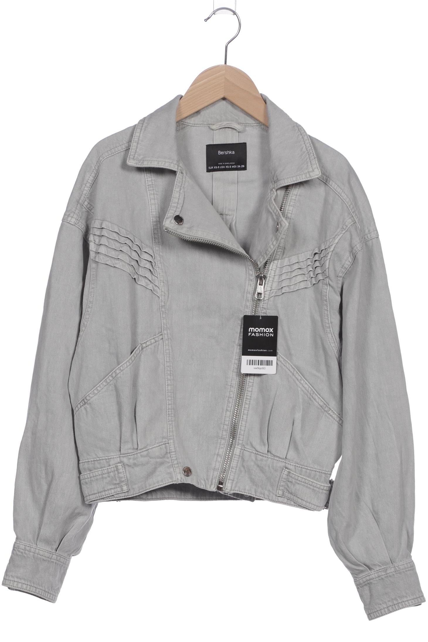 bershka-damen-jacke-hellblau-2d483a21-e396-4fc7-9e21-98a83d6f1c40-image-0