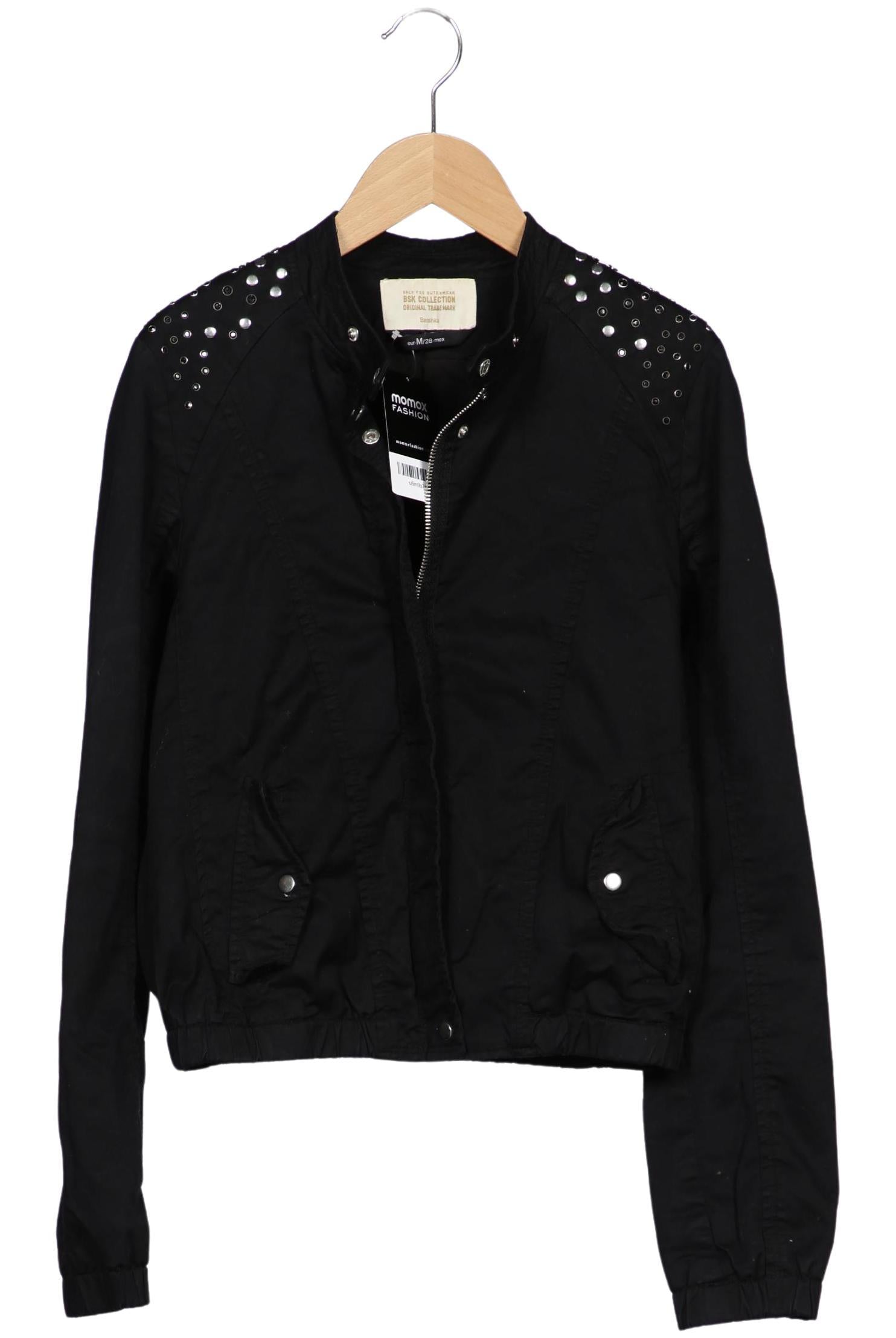 bershka-damen-jacke-schwarz-42e398c5-1d5a-4cf6-9bf0-8dda83be414b-image-0