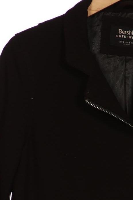 bershka-damen-jacke-schwarz-83c20eaa-b885-4f2e-9637-41fcf94203d4-image-2