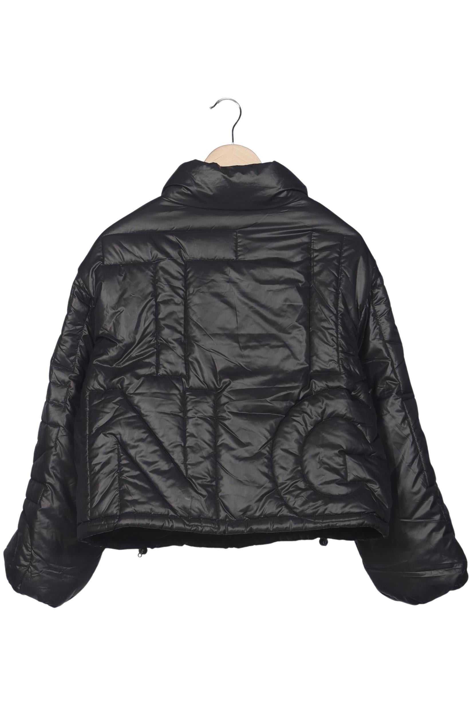 bershka-damen-jacke-schwarz-ea3bfbae-844d-45b1-946c-9ed025deb700-image-1