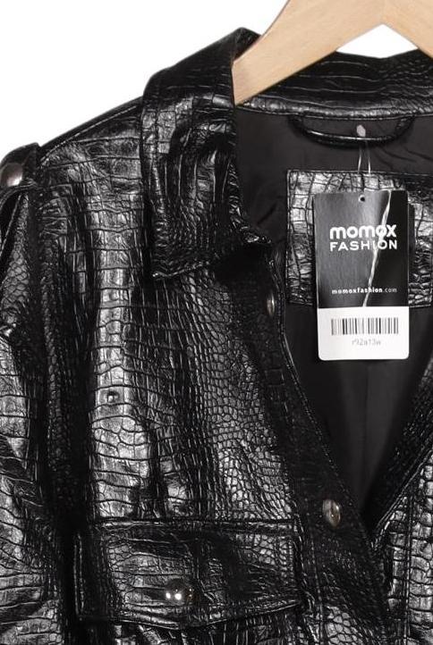 bershka-damen-jacke-schwarz-ee622371-81d3-4b1b-98fd-cc2f7b49ce36-image-2