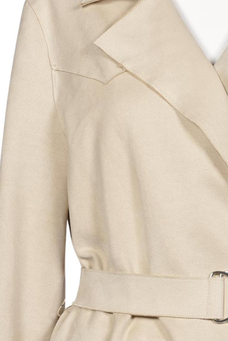 bershka-damen-mantel-beige-09219588-a72b-4f84-8cf9-a258d768db0a-image-2