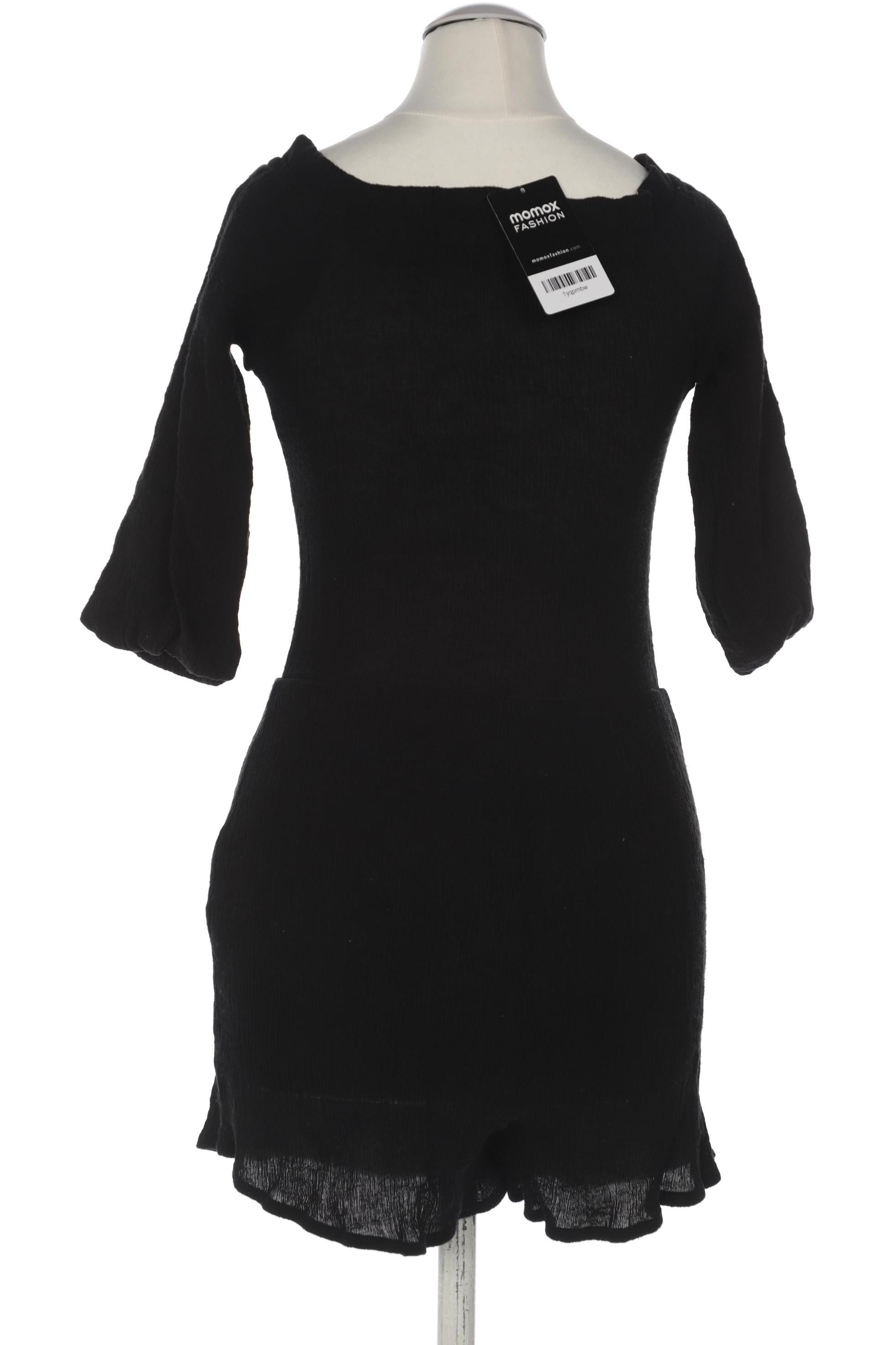 bershka-damen-overall-oder-jumpsuit-schwarz-ac1130eb-92da-4280-9b60-ea9fbc9b3329-image-1