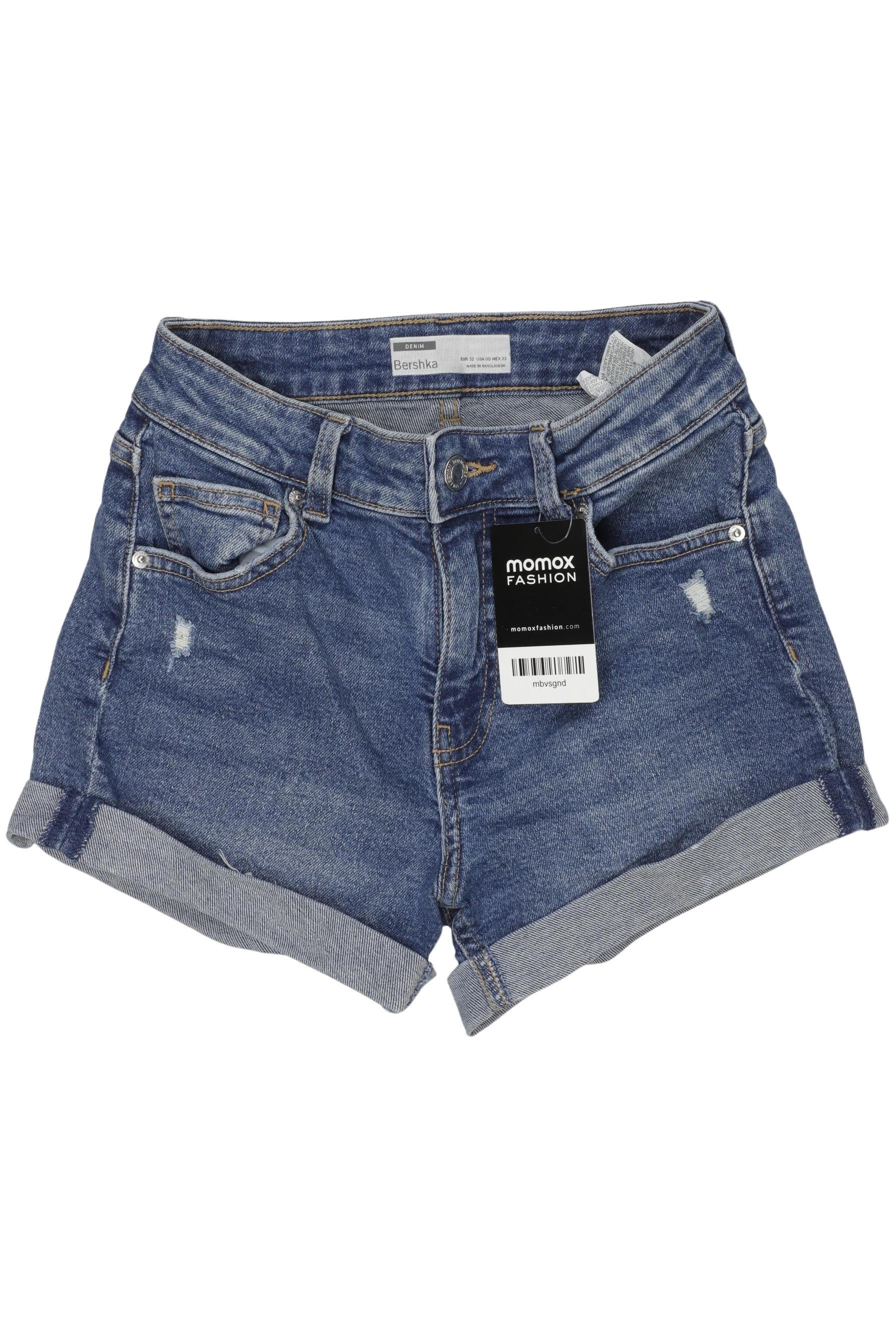 bershka-damen-shorts-blau-1705fbb3-6bbe-499a-be5f-613d7bb6f700-image-0