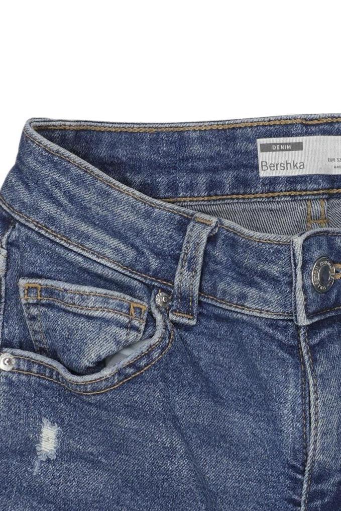 bershka-damen-shorts-blau-1705fbb3-6bbe-499a-be5f-613d7bb6f700-image-2