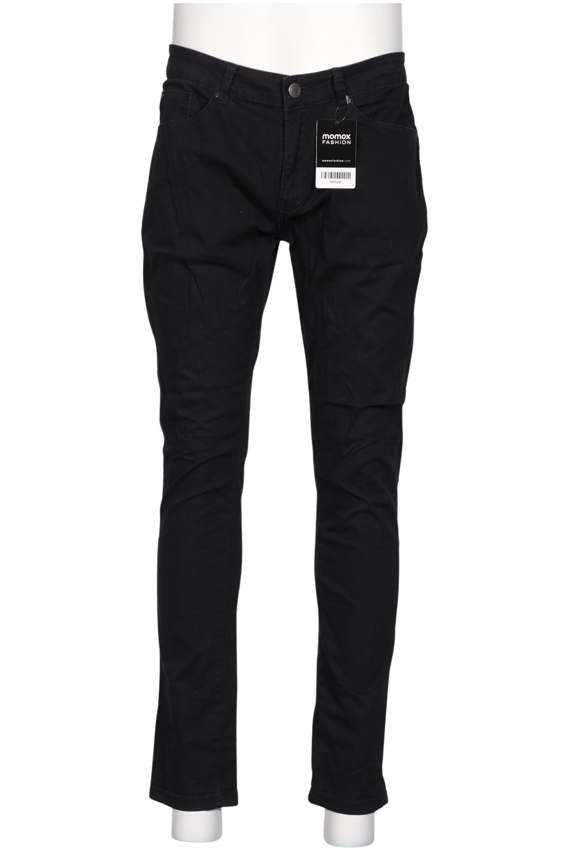 bershka-herren-stoffhose-schwarz-11a457fd-4457-4e43-befb-14ce0ff7d0b1-image-0