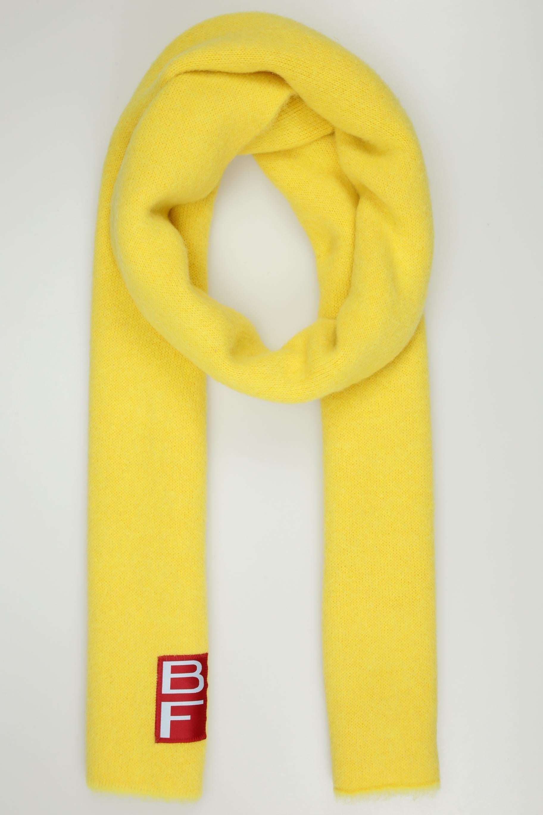 by-far-damen-schal-oder-tuch-gelb-7f576368-8215-4a60-8b24-fe74510285ac-image-0