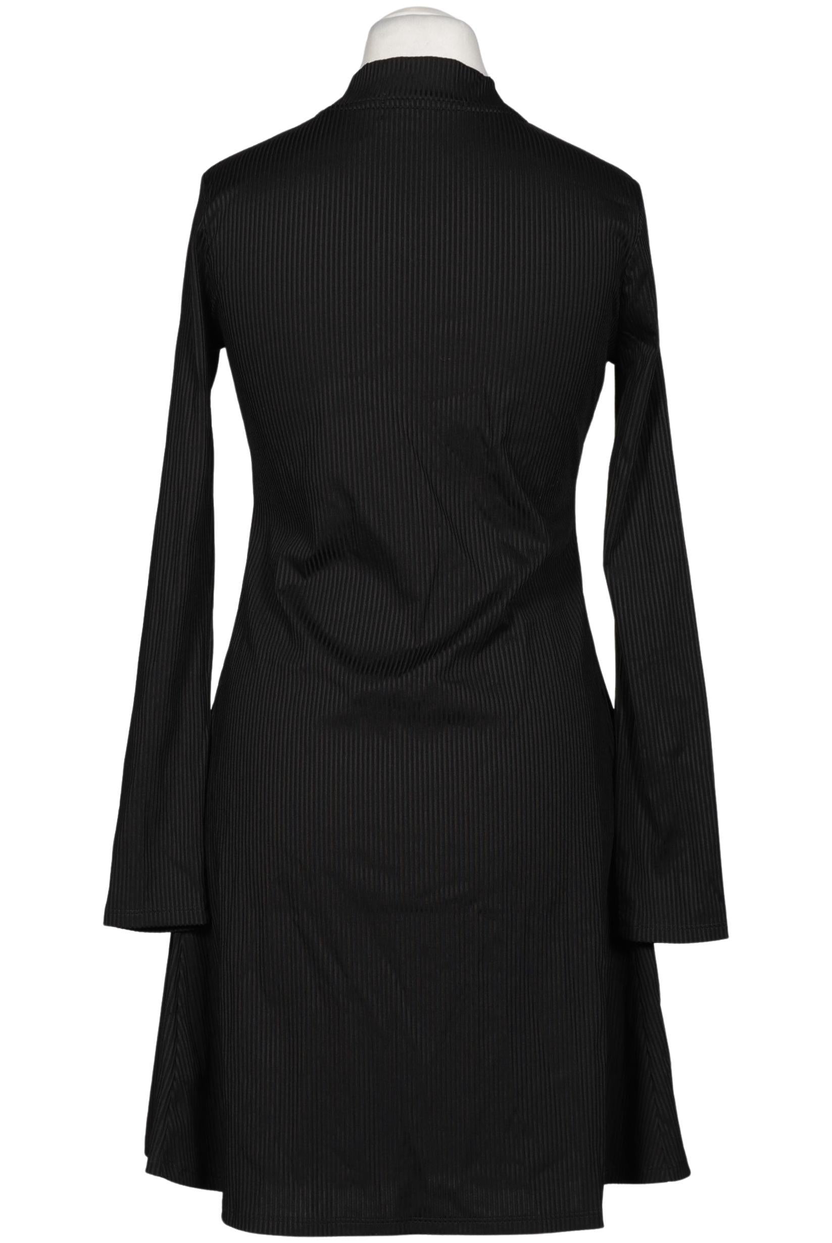 calvin-klein-jeans-damen-kleid-schwarz-0e81668c-6255-4ecb-84a6-6dc08ea1c756-image-1