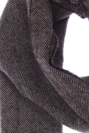 carolina-herrera-damen-schal-oder-tuch-braun-fbcf8d08-412a-4d8a-9964-95a5f5d0cfd7-image-1