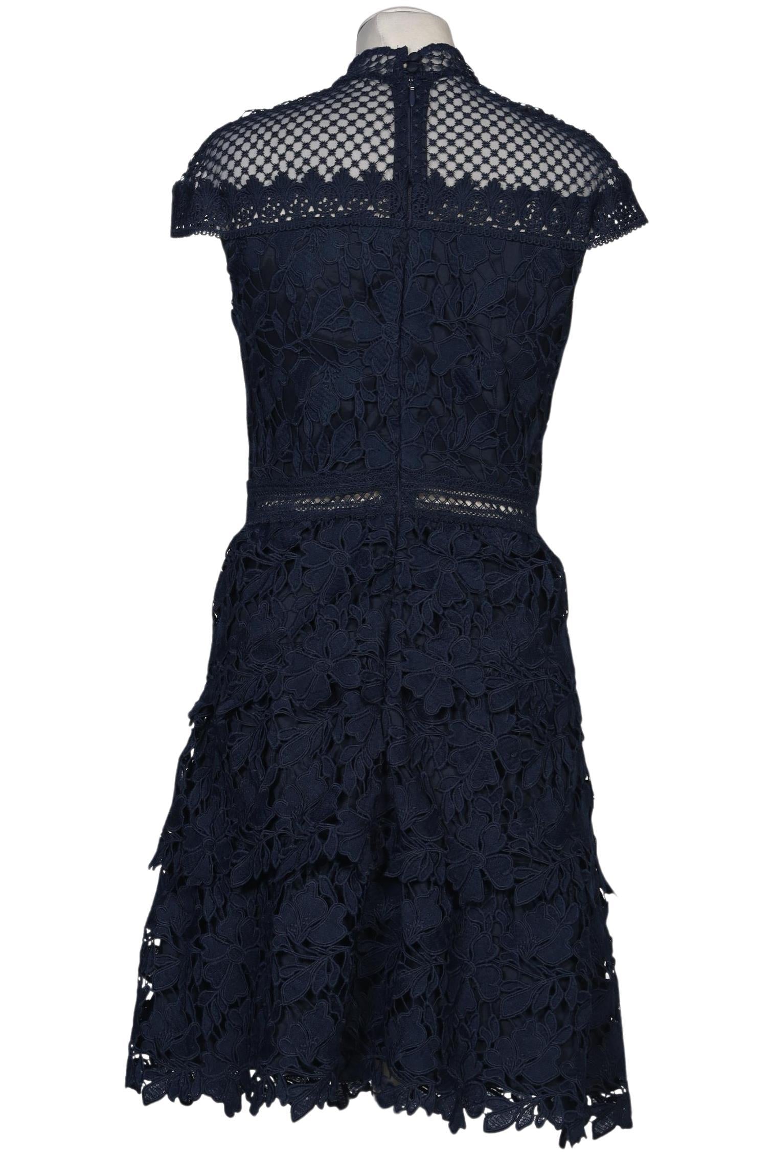 chi-chi-london-damen-kleid-marineblau-403ff905-3396-40bd-b7ff-03e0402b6fbc-image-1