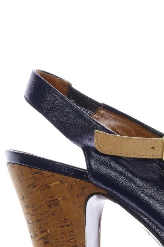 chie-mihara-damen-pumps-marineblau-81a241b3-34f1-46e9-8241-8776a8b66865-image-1