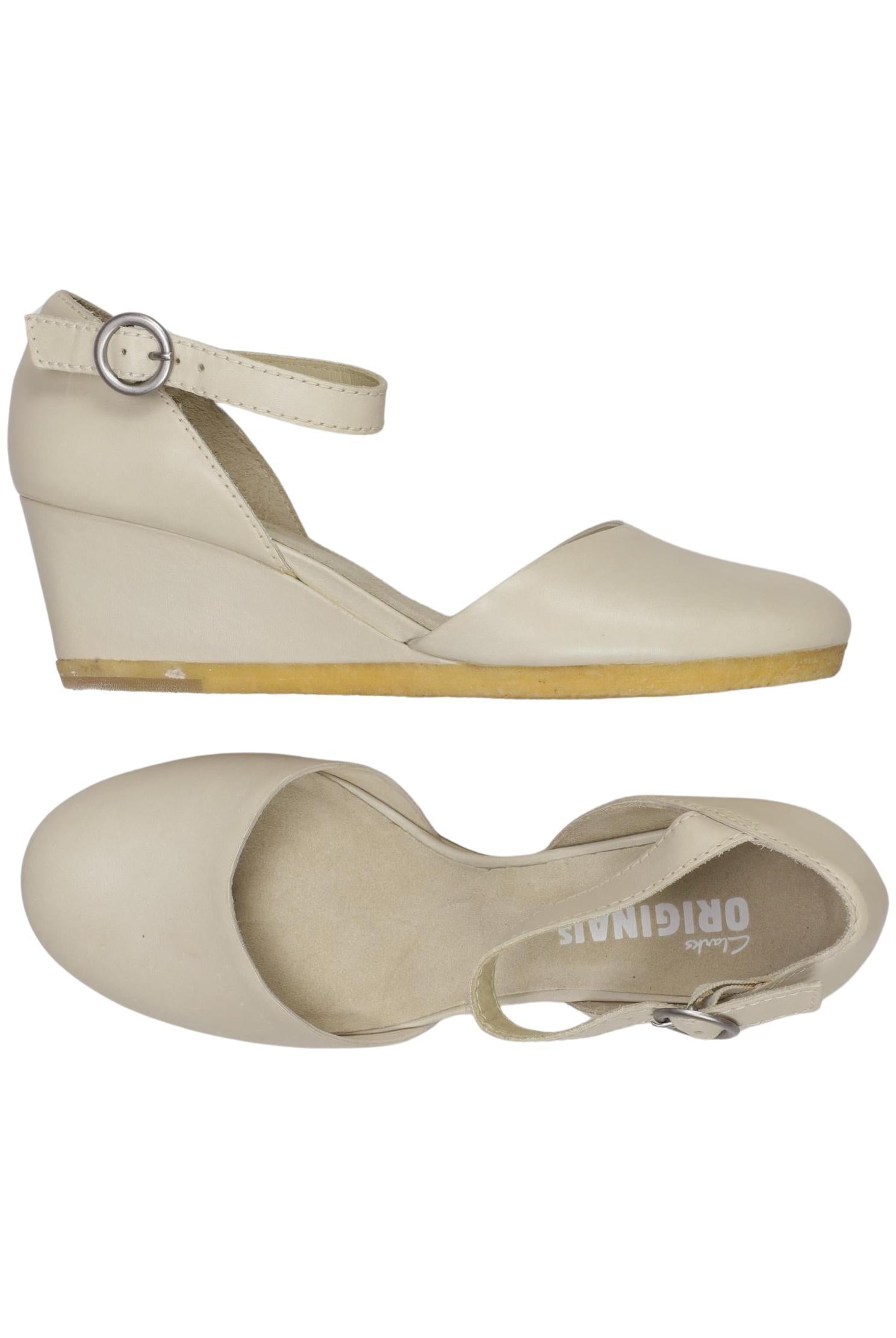 clarks-damen-pumps-beige-30efc9ff-e734-4665-87ef-e543799249d4-image-0