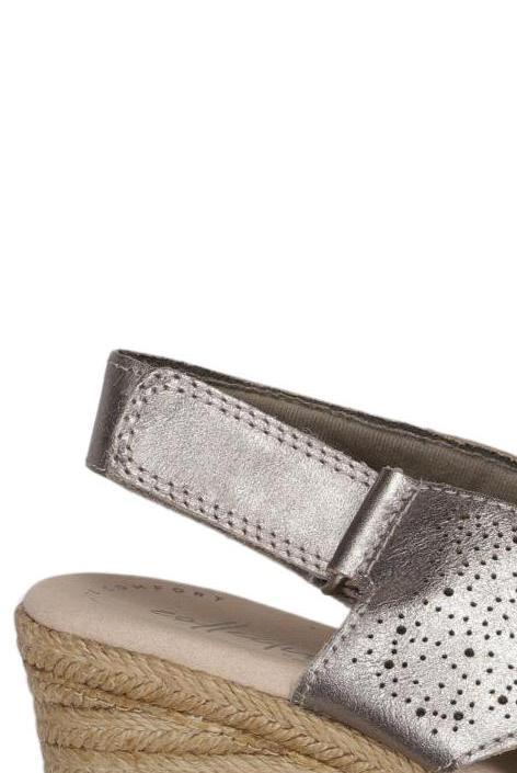 clarks-damen-sandalen-silber-92ae2922-001e-40e5-b746-d0d0cd144f25-image-1