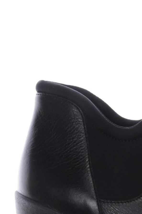 clarks-damen-stiefelette-schwarz-c4438fe7-ec25-433a-bee1-1746a65d9ee8-image-1