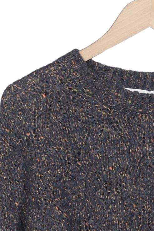 closed-damen-pullover-grau-86a25ac0-1f4c-4435-84c8-6443bc38ee70-image-2