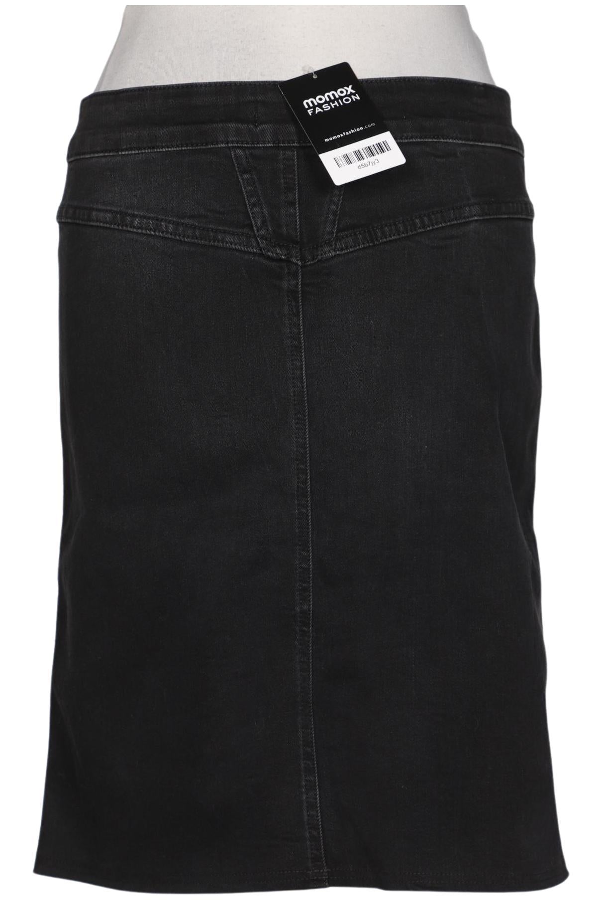 closed-damen-rock-schwarz-2afe8342-29e2-4d4a-be68-df843e0a2e60-image-1