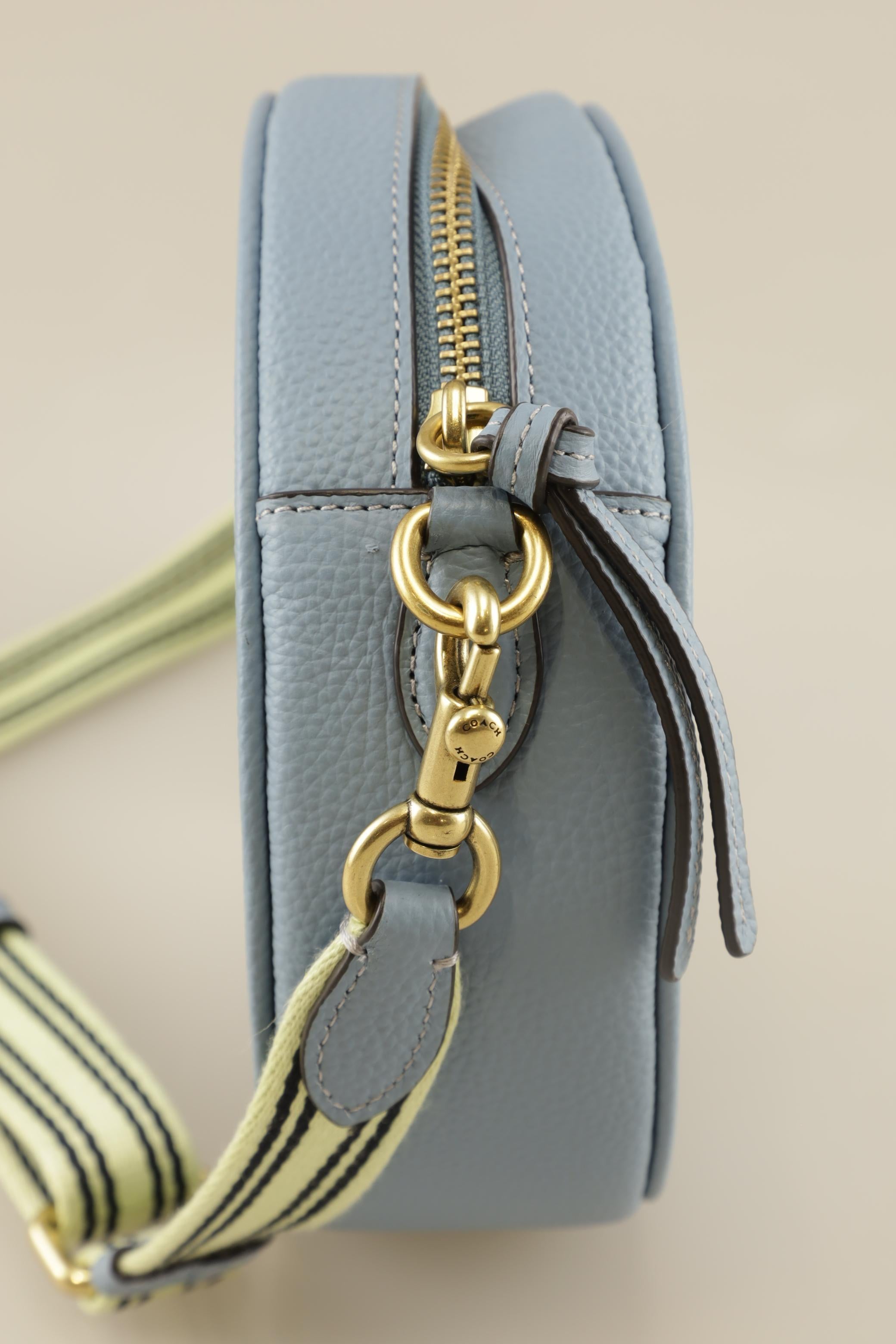 coach-damen-handtasche-klein-leder-hellblau-38aca99c-1b4f-4d4d-971b-8926cd50b552-image-2