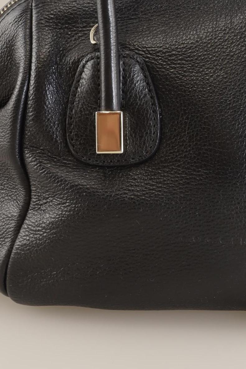 coccinelle-damen-handtasche-gross-leder-schwarz-ae08fae7-ecbc-4467-b8c6-b6ba88d29589-image-5