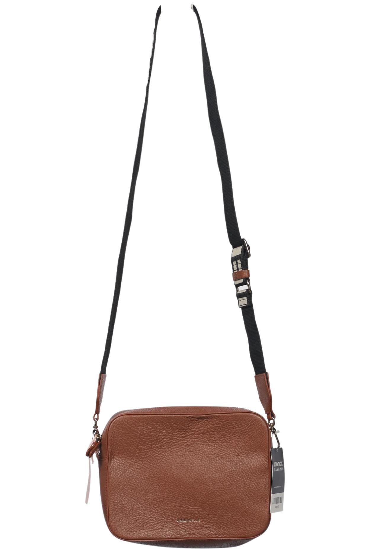 coccinelle-damen-handtasche-klein-leder-braun-a72042d2-8adc-4d5d-bf0e-2f8c336b1ca9-image-0