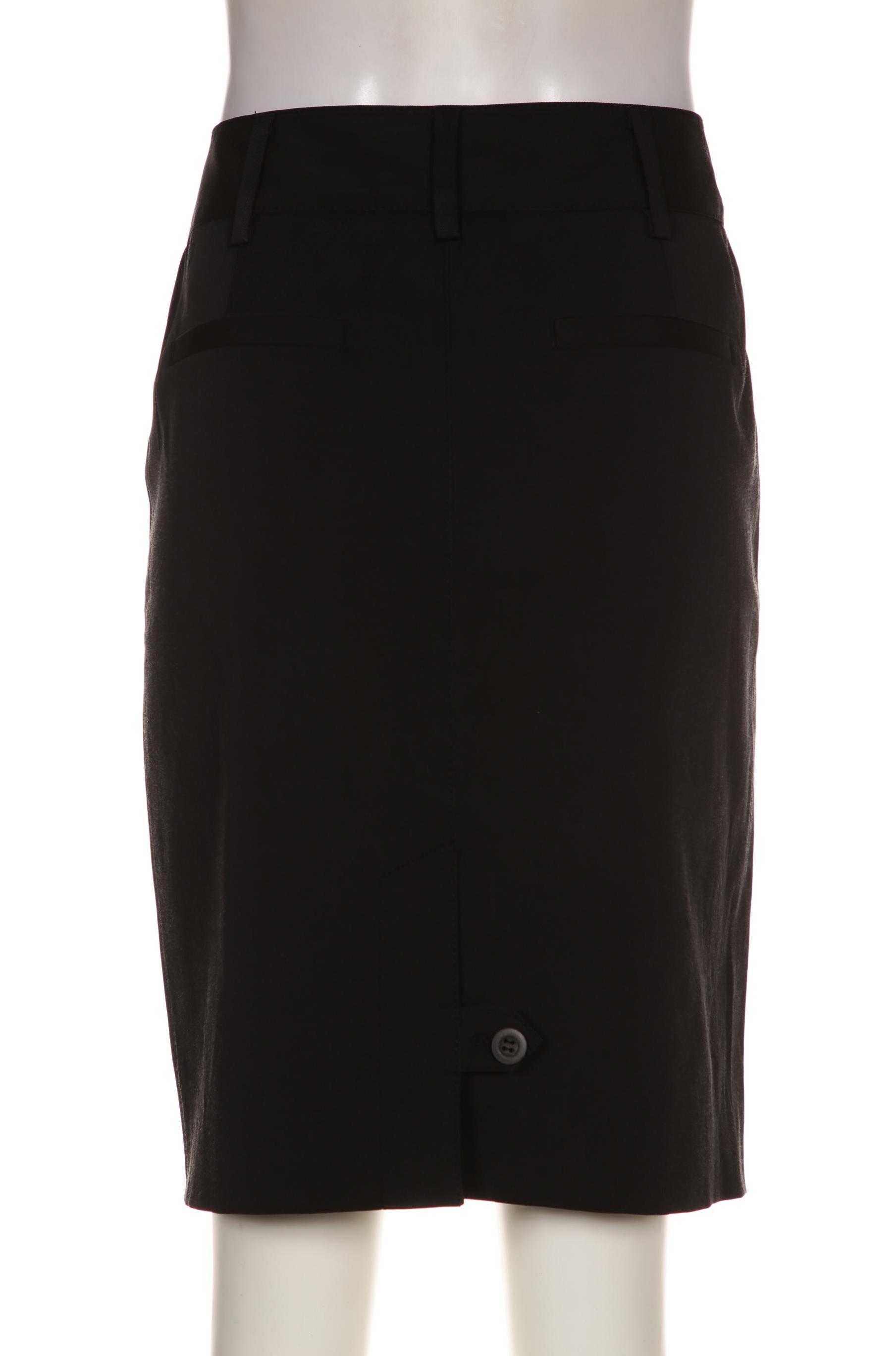 comma-damen-rock-schwarz-b3d20b49-b07e-4b78-ad24-853b6792405c-image-1