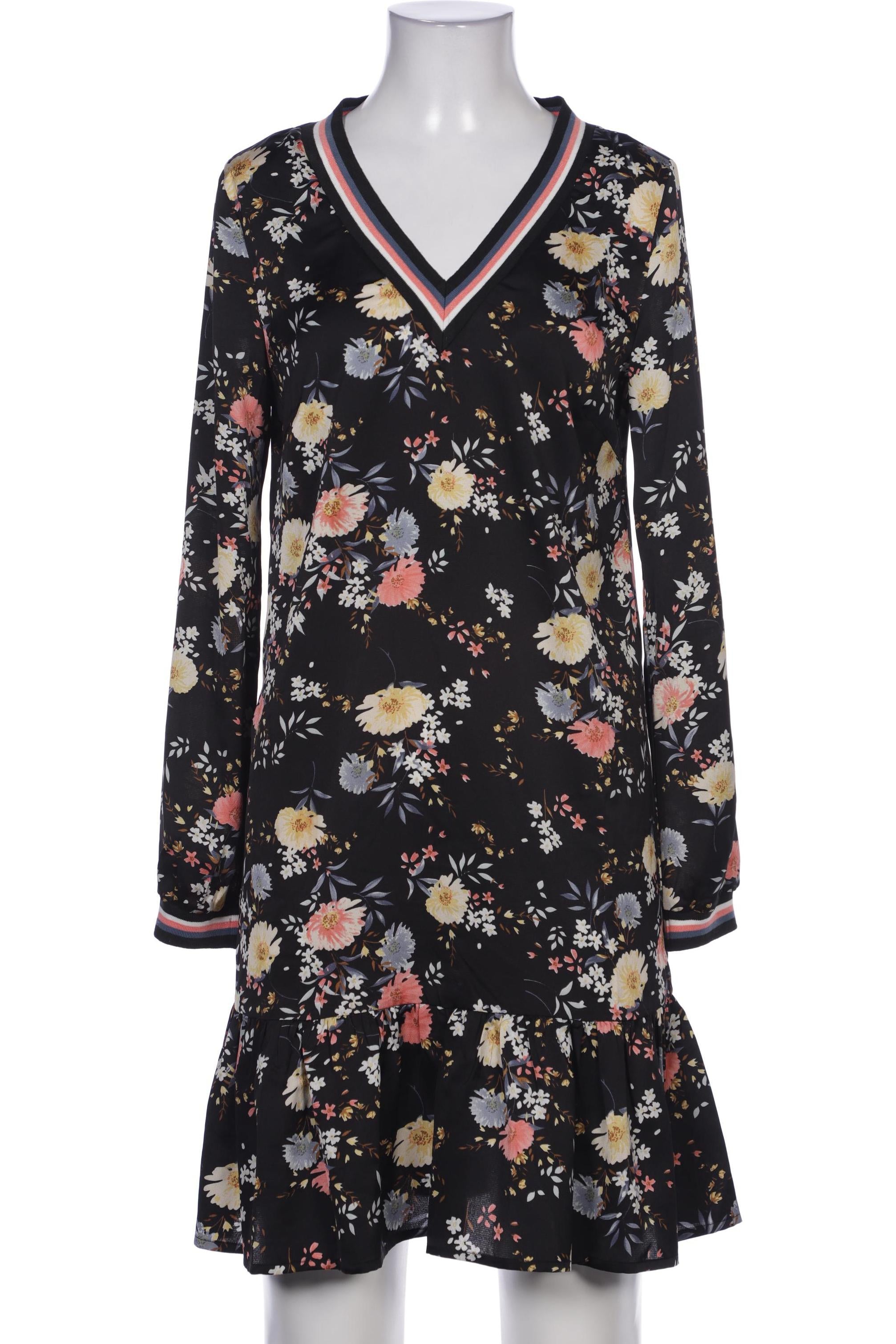 copo-de-nieve-damen-kleid-schwarz-966df7ce-5072-48cb-b2d7-58918350473b-image-0