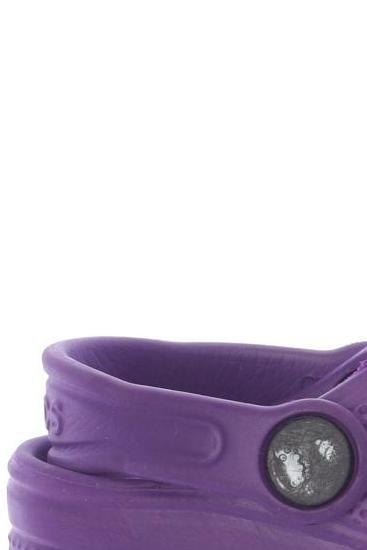 crocs-madchen-kinderschuh-lila-a4fad71a-a511-4c7d-b6a6-3cfdace3d929-image-1