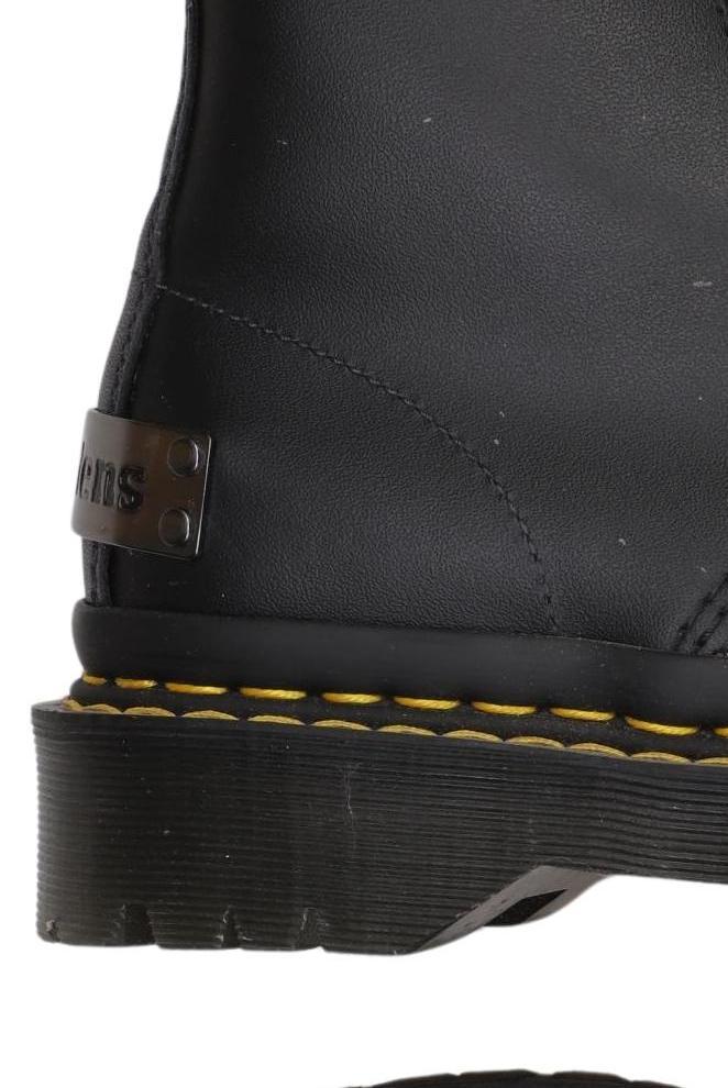 dr-martens-damen-stiefel-schwarz-48694eb1-6453-4acc-8693-e7682f8d2ed8-image-1