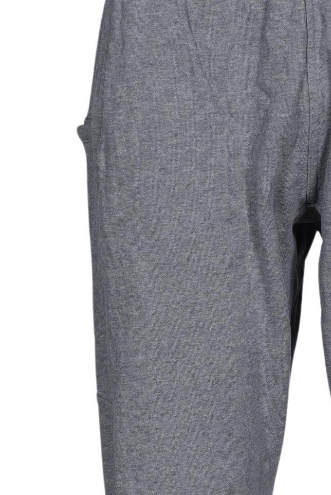 gymshark-herren-stoffhose-grau-a1f8c60e-a2c3-474f-91fc-1ef41f0b2937-image-2
