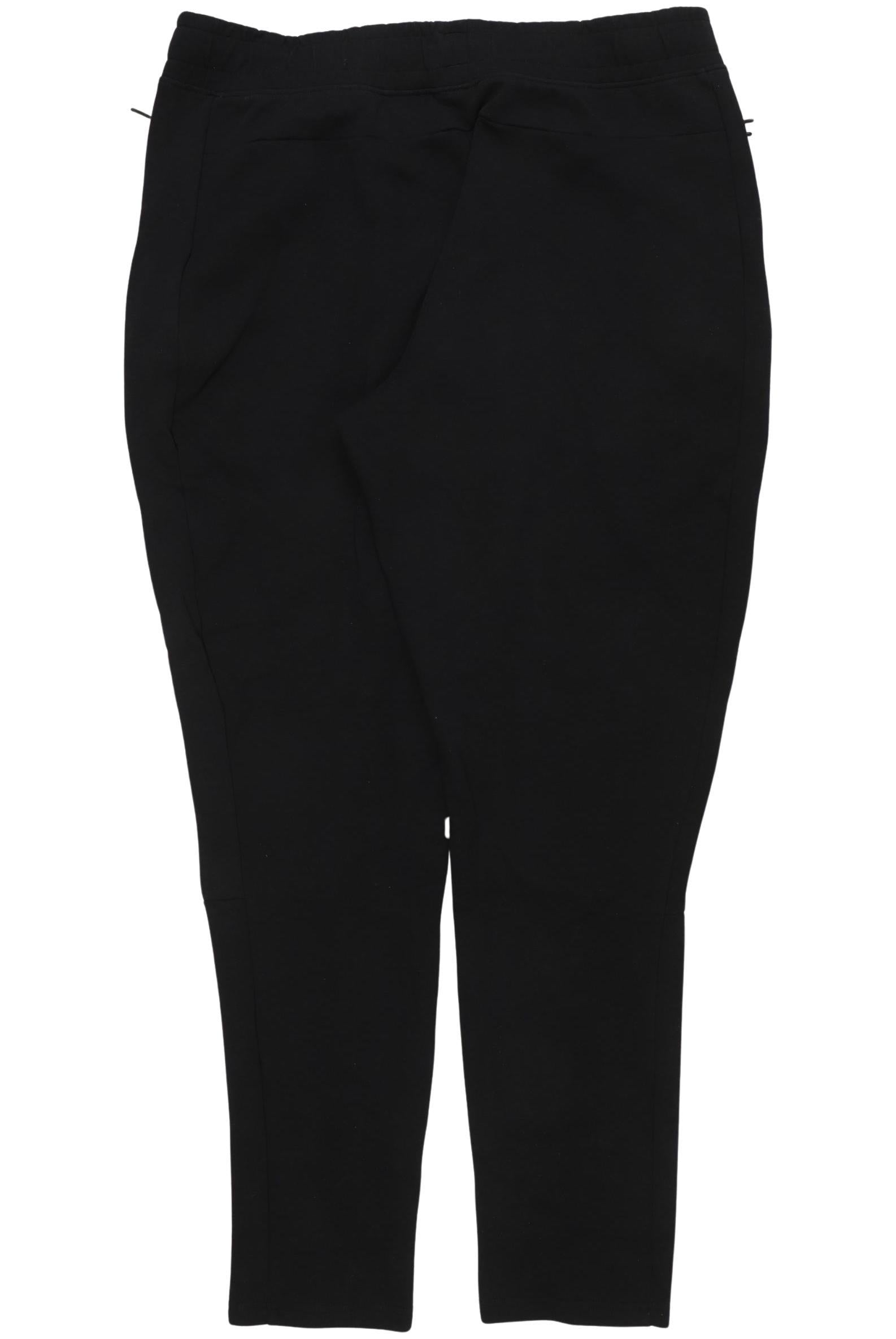 gymshark-herren-stoffhose-schwarz-8c24b217-384b-4a04-ad5a-a443fe211d55-image-1