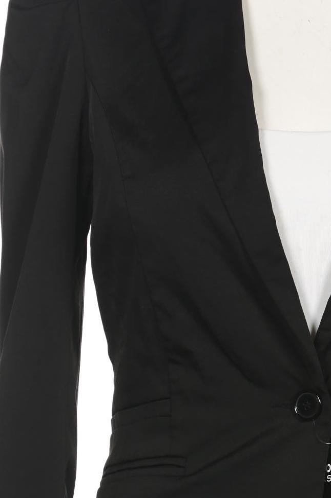 h-m-damen-blazer-schwarz-ef6cef78-9c86-49f3-b509-75db829ba193-image-2