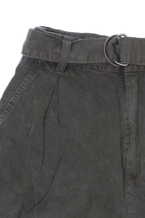 h-m-damen-shorts-grun-f2b5af01-260a-4697-82de-19019a850573-image-2