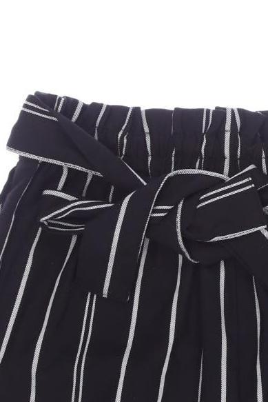 h-m-damen-shorts-schwarz-2b9f32e9-b184-48af-8f0a-a750d4096707-image-2