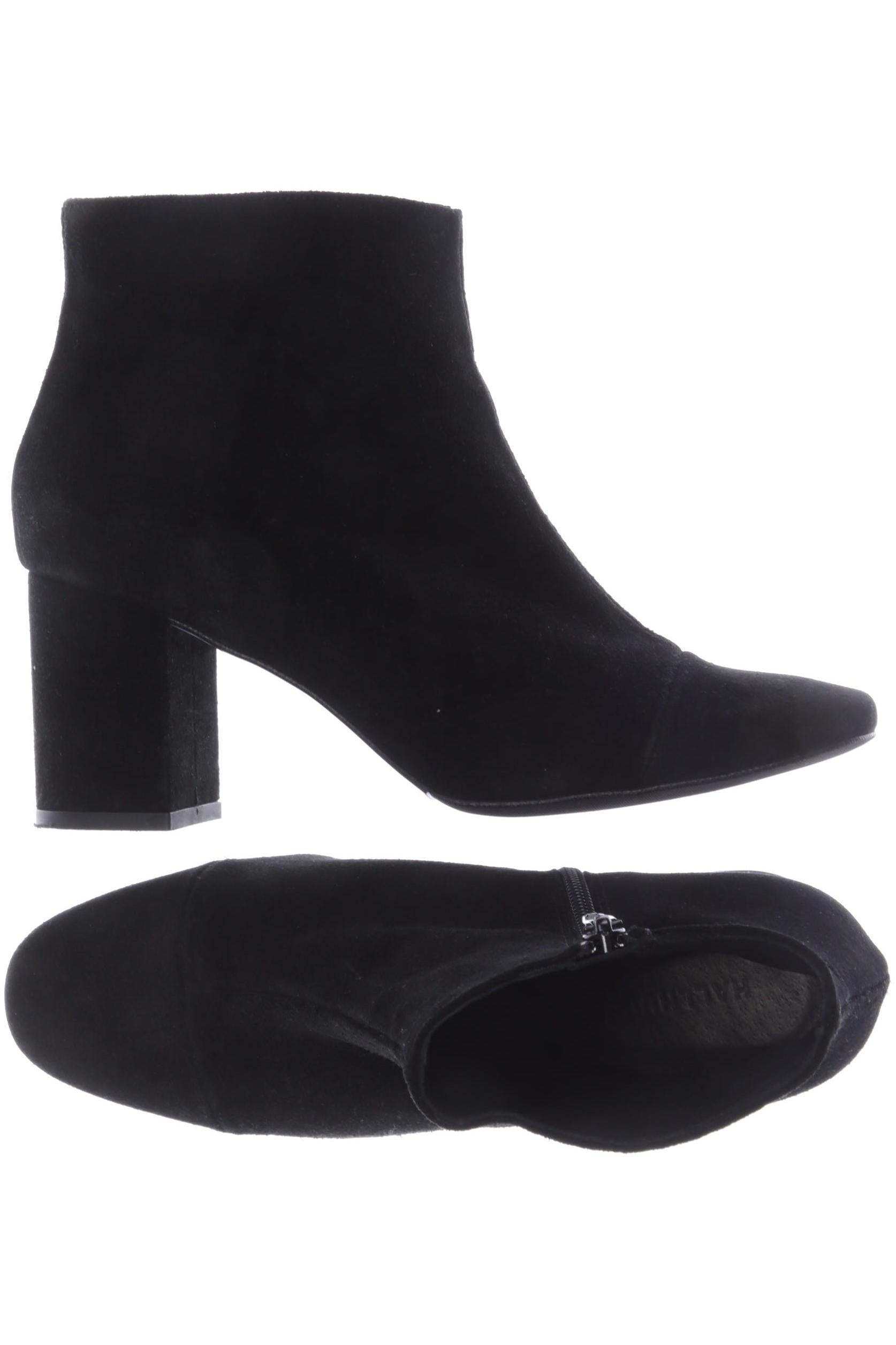 hallhuber-damen-stiefelette-schwarz-7d79c393-1697-4ca9-ab17-5ce3d6e52904-image-0