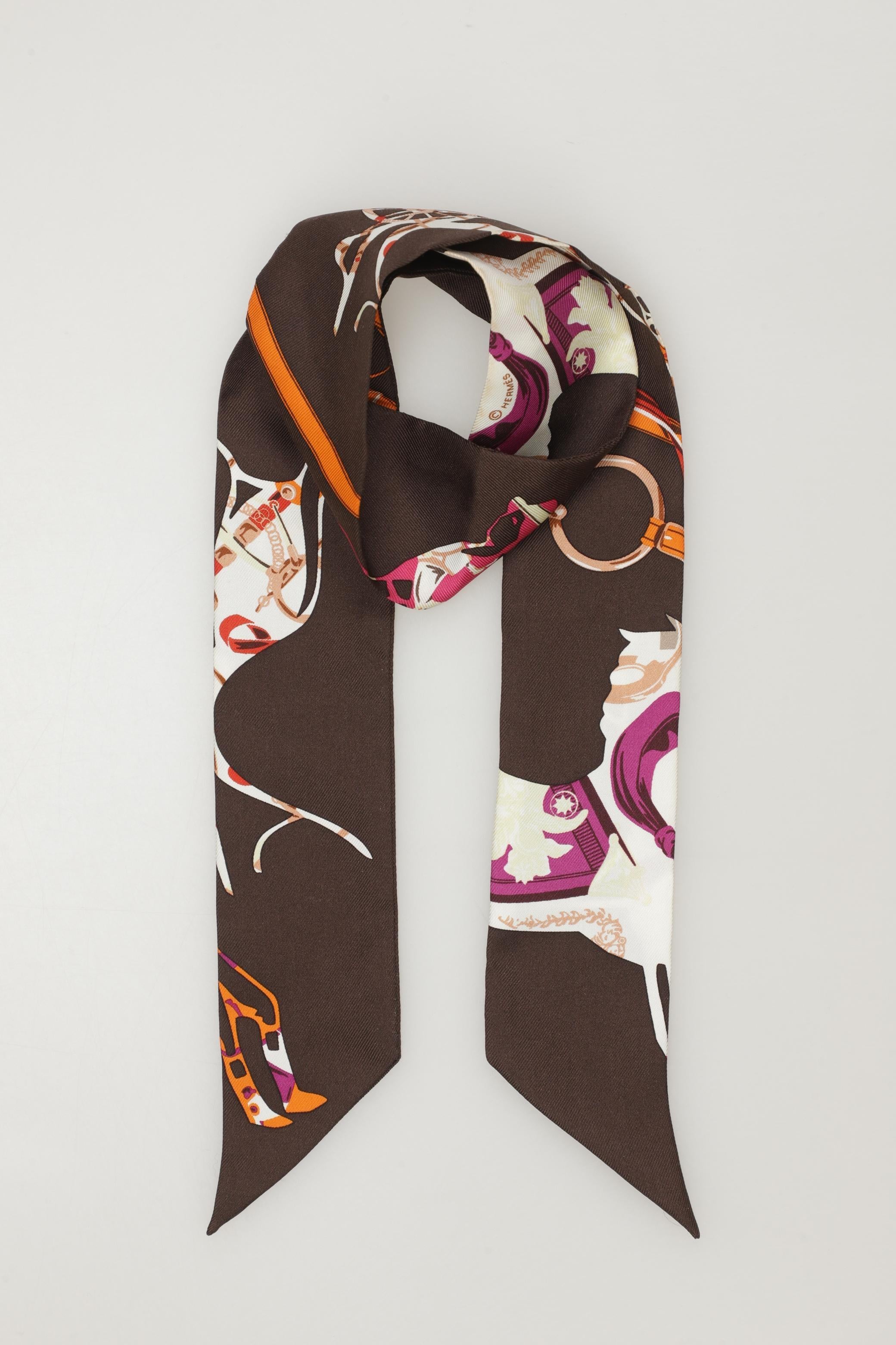 hermes-damen-schal-oder-tuch-braun-56653521-6590-40c8-b582-e6d84494543d-image-0