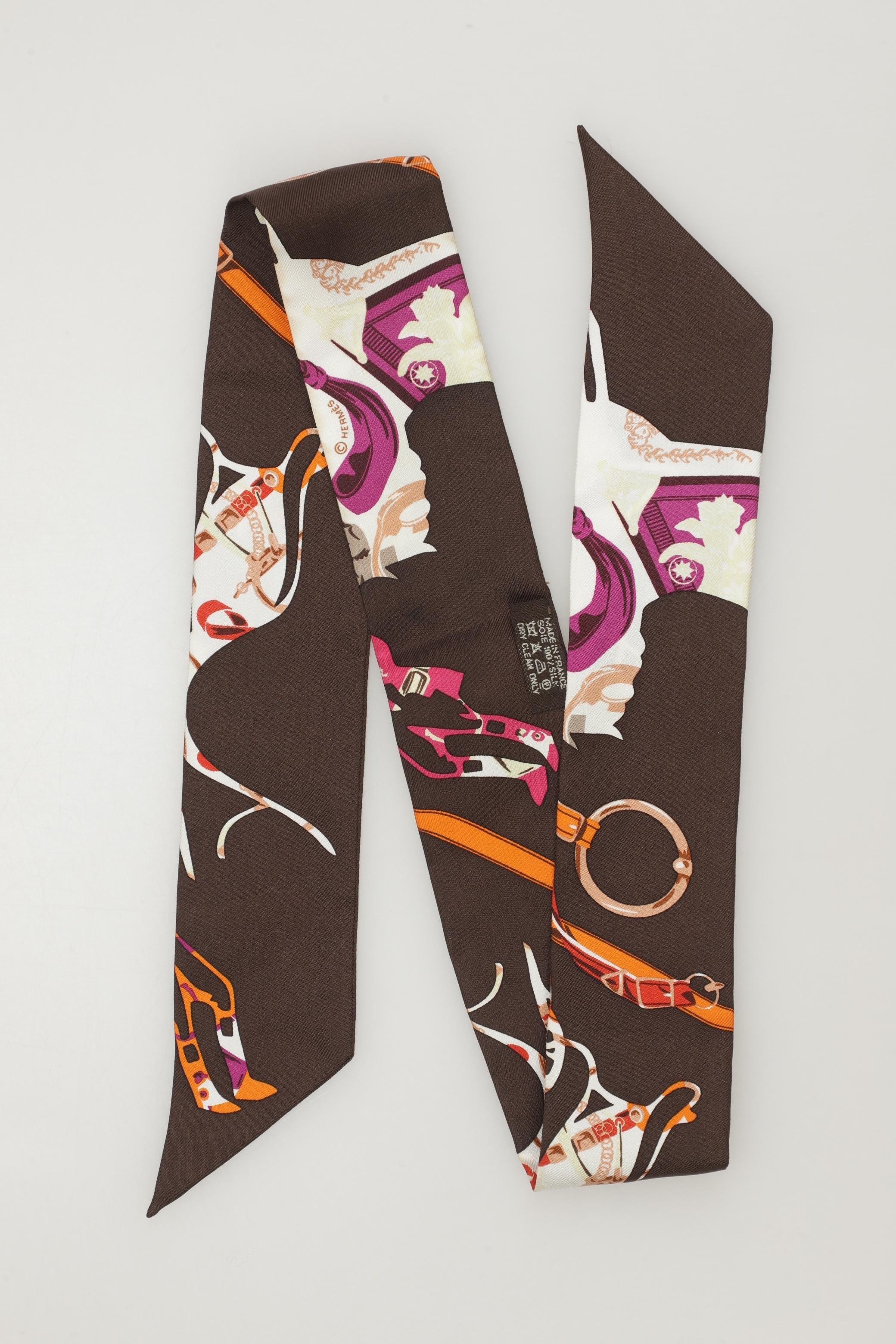 hermes-damen-schal-oder-tuch-braun-56653521-6590-40c8-b582-e6d84494543d-image-1