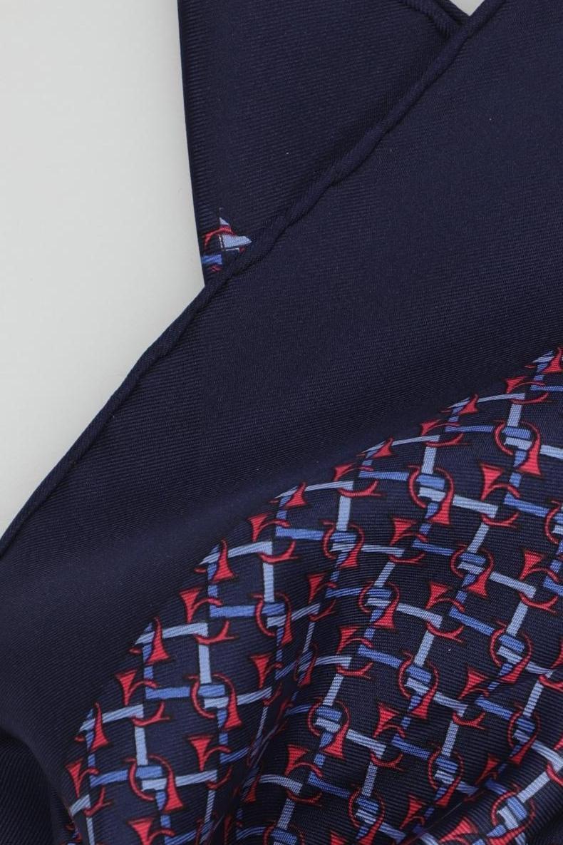 hermes-damen-schal-oder-tuch-marineblau-09c71ecc-3a22-4446-b752-17f9d3864943-image-3